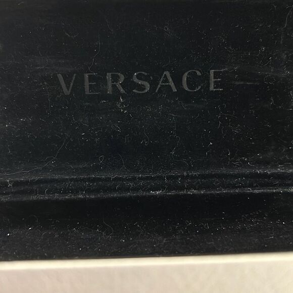 VERSACE Eyeglass Case - Picture 4 of 4